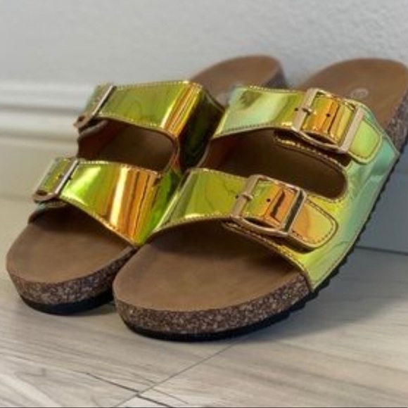 Hologram Sandals🌈 - Picture 5 of 6